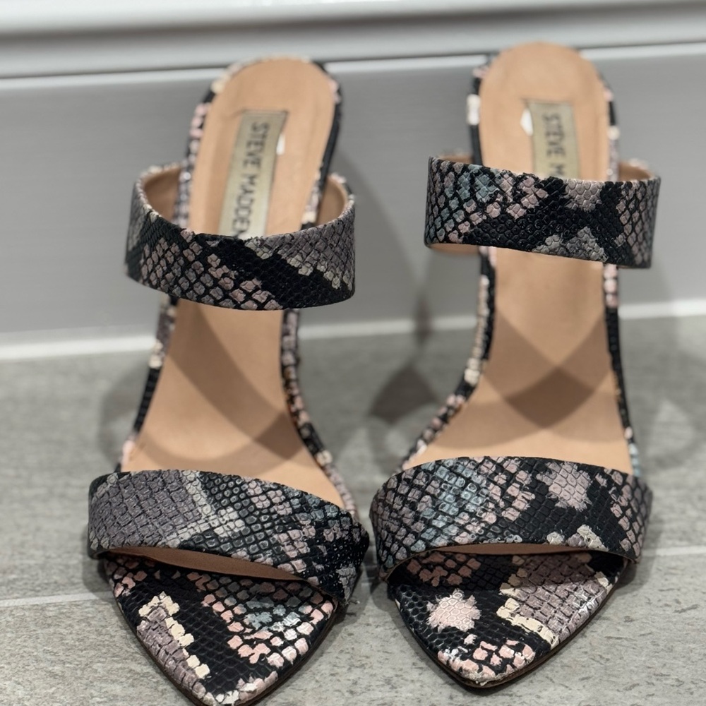 Steve Madden Black and Pink Snake Print Women's Heels